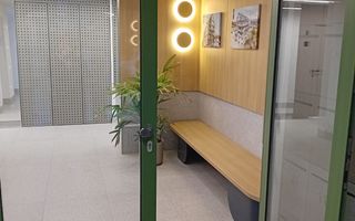 Apartament modern 2 camere, mobilat complet, balcon si parcare - Poză 9