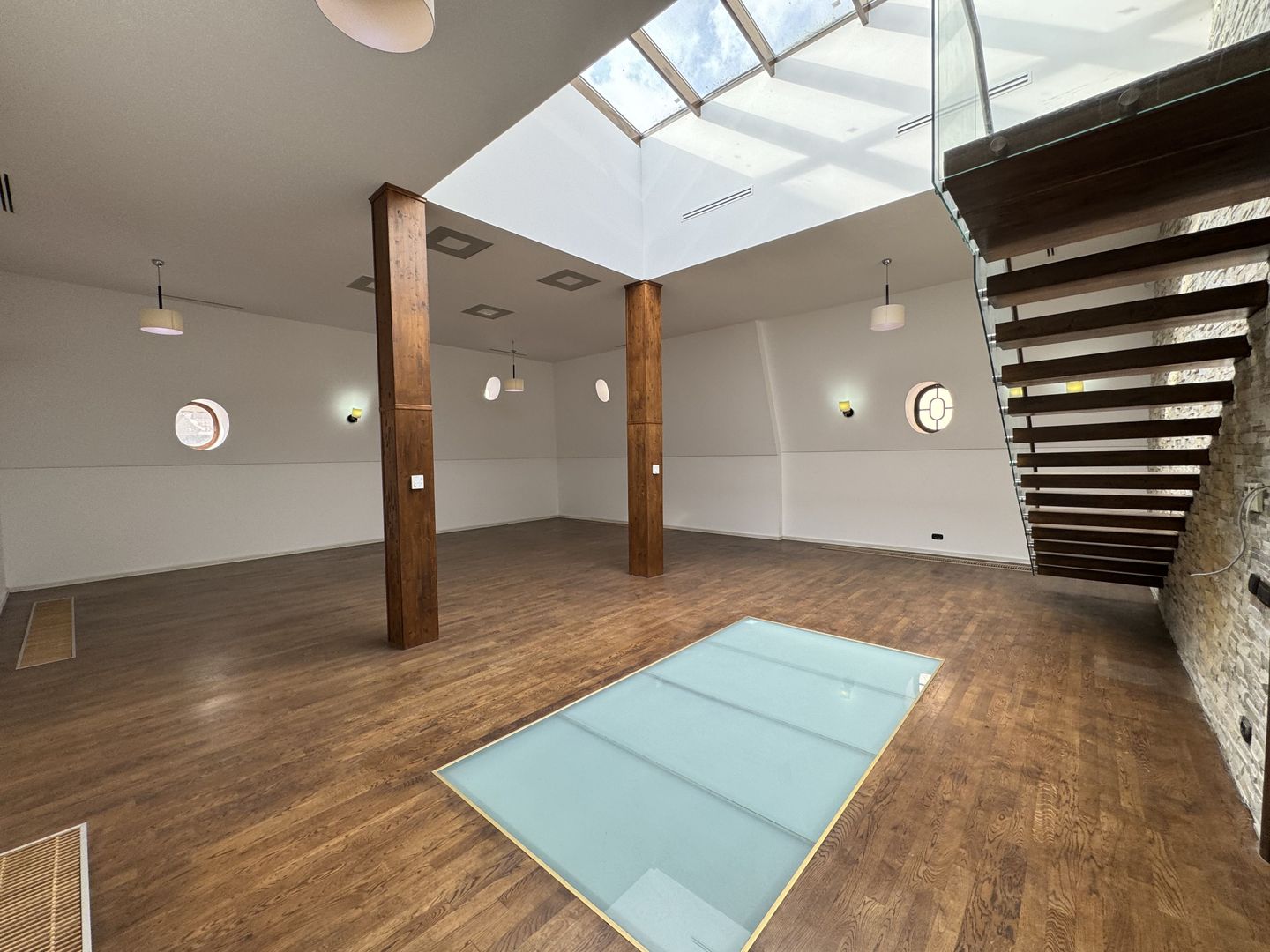 Universitate 20 camere arhitectura interbelica garaj curte piscina - Poză 14