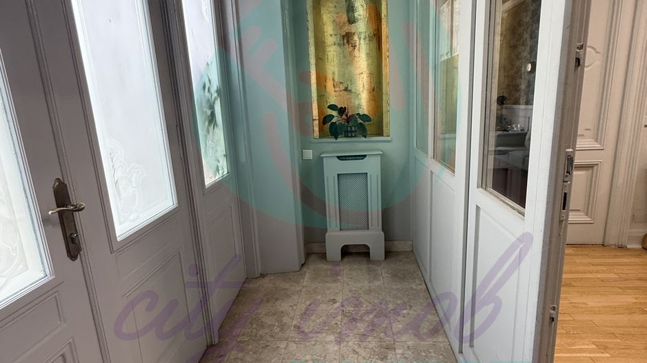La 2 pasi de Parcul Cismigiu. Proprietate emblematica/ 641 mp teren - Poză 9