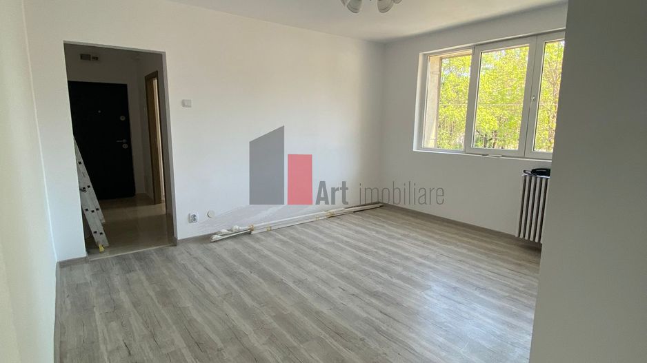Apartament 3 camere Grivita - Poză 4
