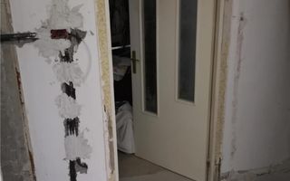 3 camere Bdul Dambovita parter cu balcon 2 bai - Poză 5