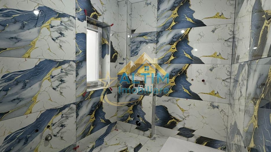 De vânzare - Casă cu 4 camere în cartier Izvor - Poză 14