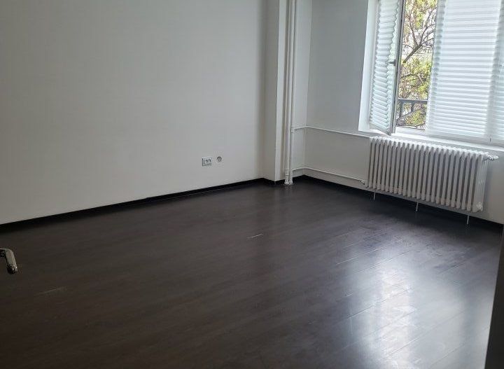 Inchiriez Apartament 2 camere - Poză 9