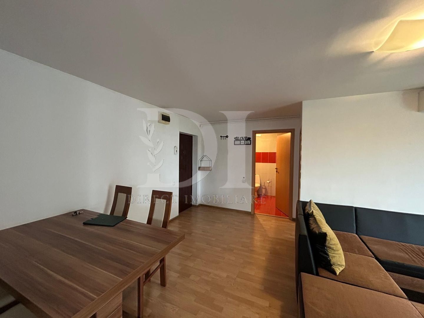 Apartament la cheie / etaj intermediar / zona Eroilor - Poză 5