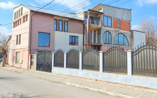 Oportunitate I în Centrul Târgoviștei: Clădire de 498 mp - Poză 3