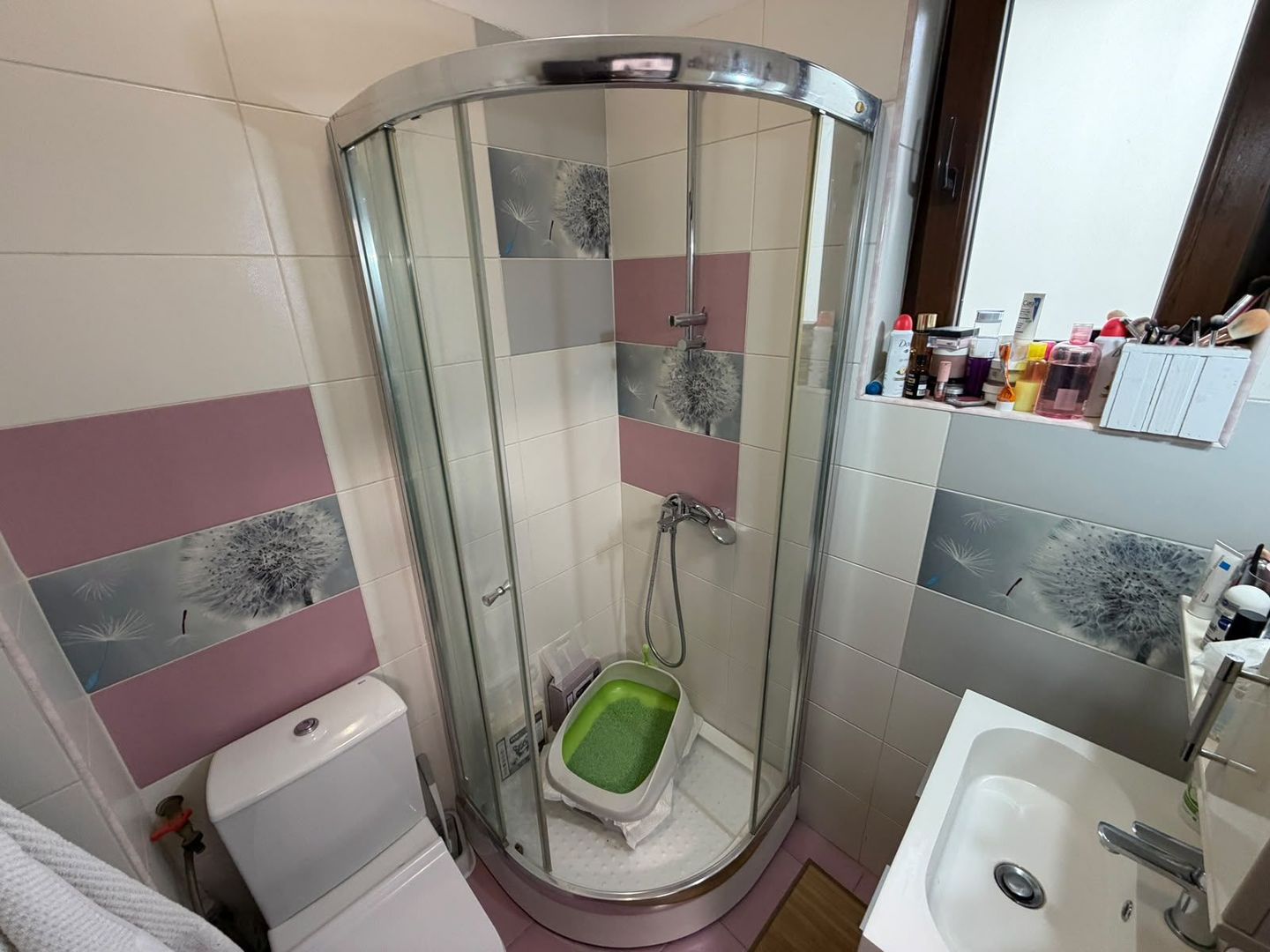 AP. 3 CAMERE - CURTE, PARCARE INCLUSA, MOBILAT MODERN, COMIS 0% - Poză 13