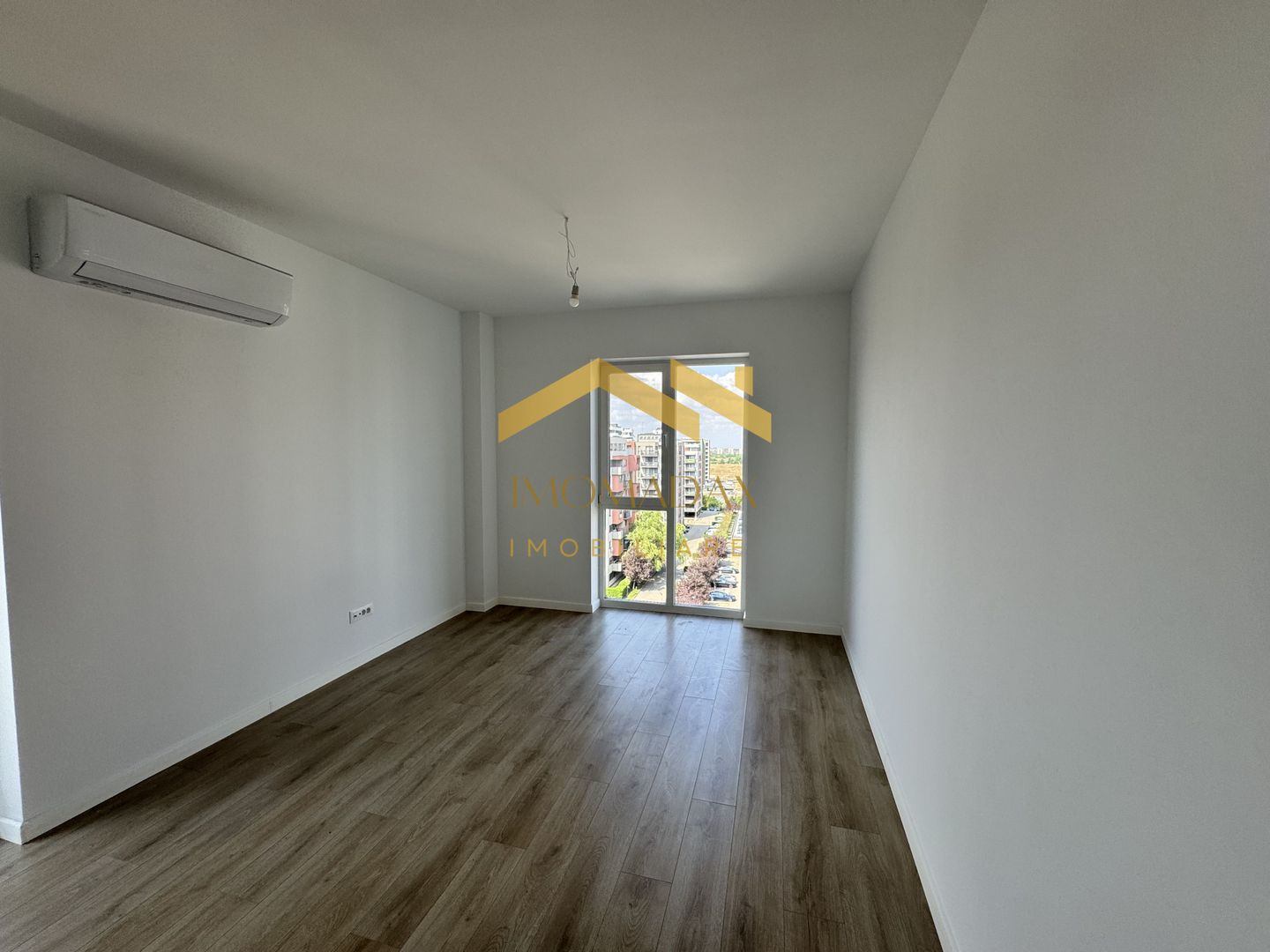 Apartament -2 camere - torontalului - Poză 8