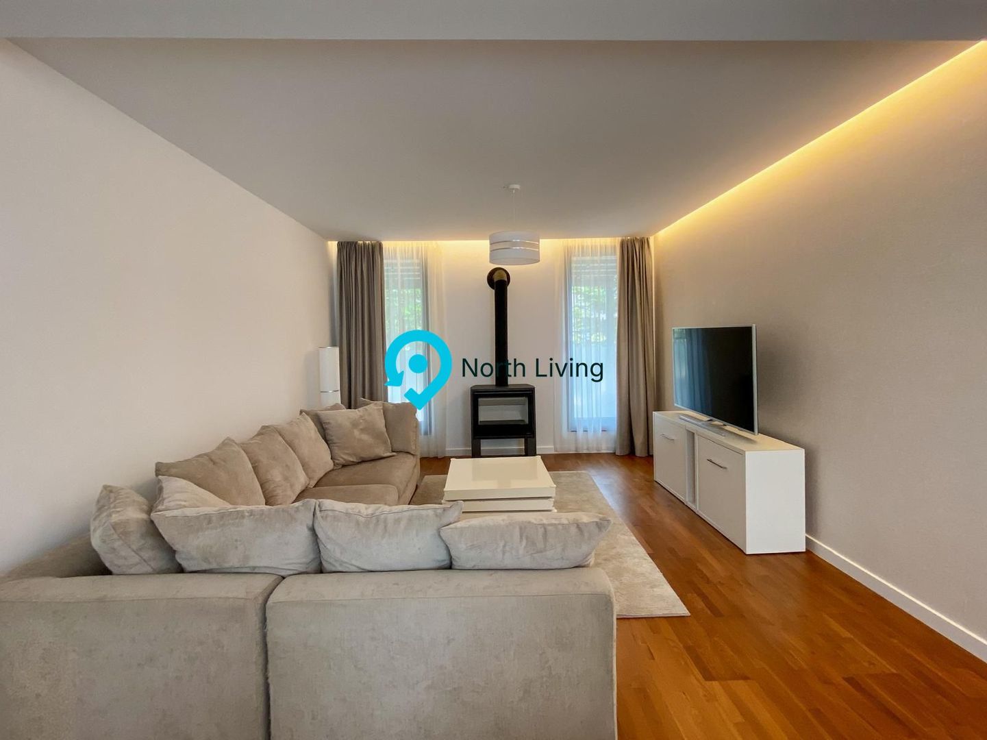 Vila 5 camere Pipera | 2 parcari | gradina - Poză 3