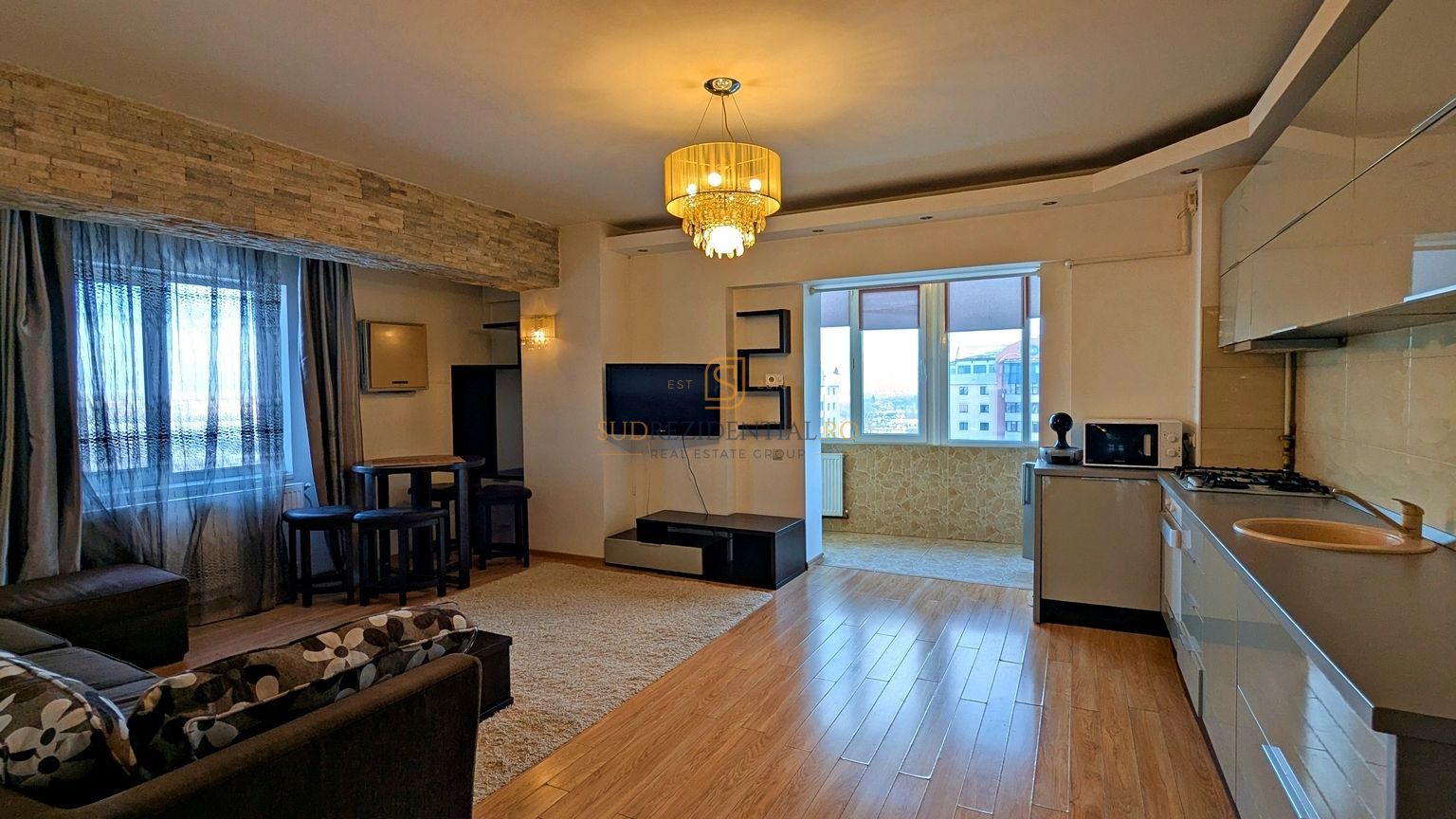 Apartament cu 2 camere, 70 mp, mobilat si utilat, Sun Plaza Mall - Poză 1