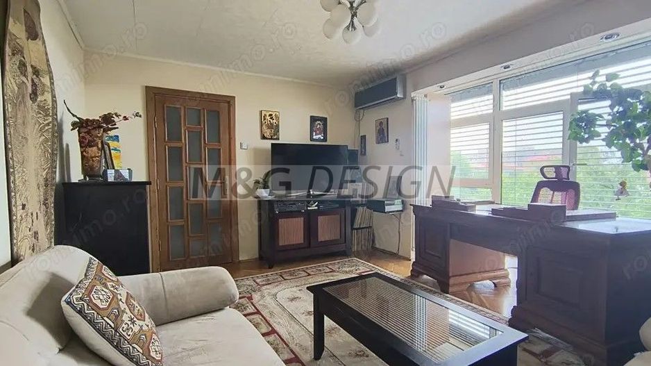 3 camere Circumvalatiunii decomandat centrala proprie - Poză 1