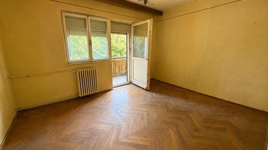COMISION 0%  Apartament 3 Camere | Etaj 1 Decomandat Dambovita Izolat - Poză 3