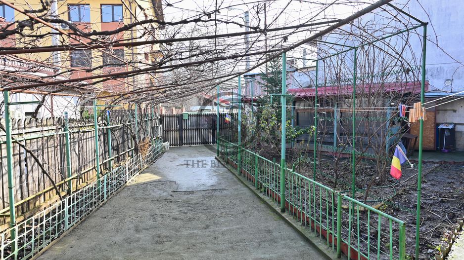Casa cu 5 camere de vanzare P+M | Teren 258MP | Ploiesti | Comision 0% - Poză 2