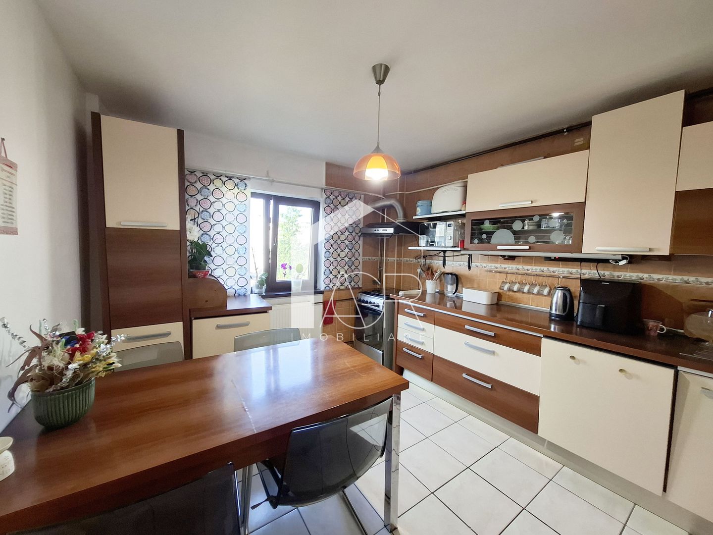 Apartament cu 3 camere, ultracentral - Poză 5