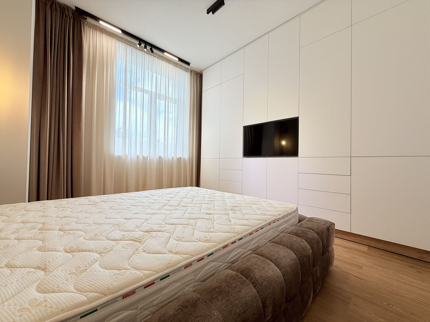 Investiție sau locuință ideală | 2 camere mobilat complet | renovat - Poză 6