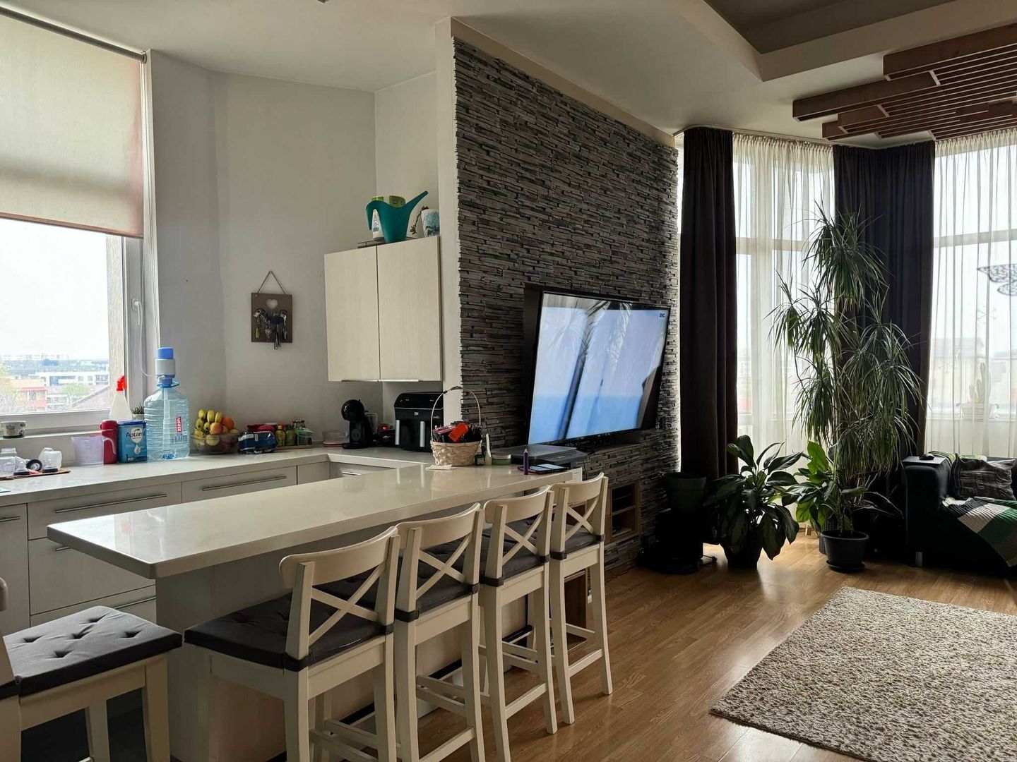 Vând apartament 3 camere decomandat – Spatele Magazinului Auchan Titan - Poză 3