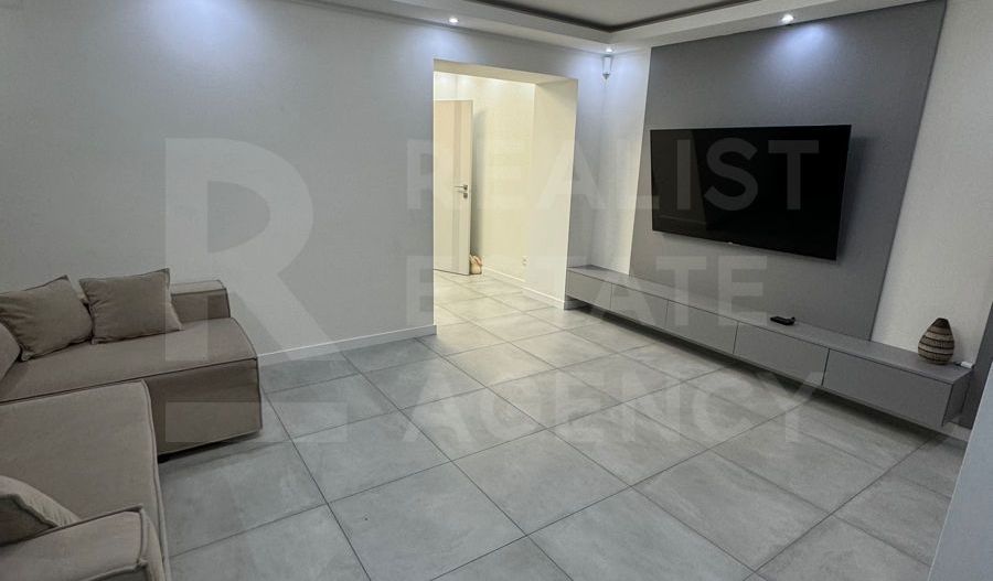 Chirie, casă, 3 camere, strada Alexei Şciusev, Centru - Poză 2