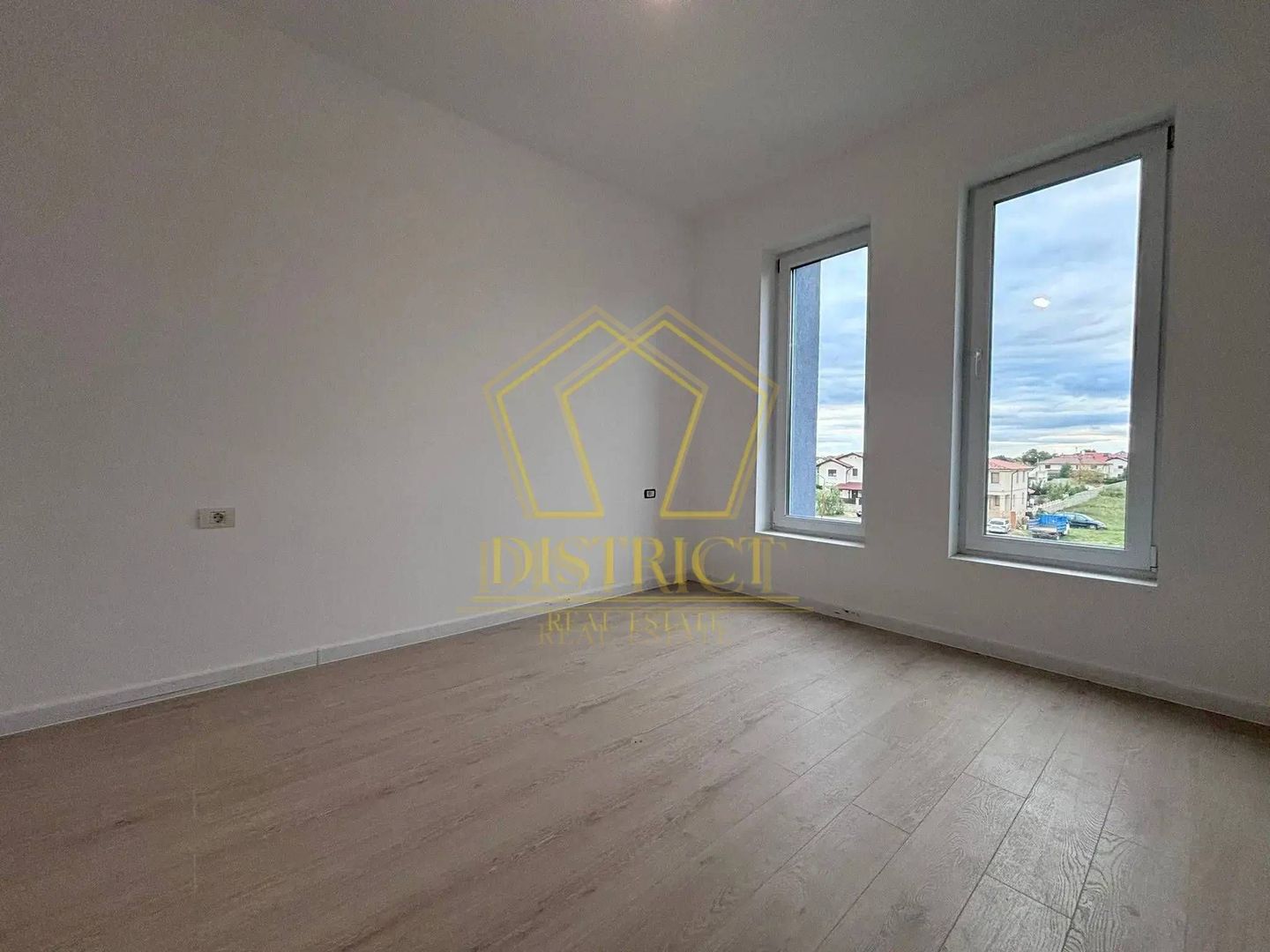 Apartament superb cu 2 camere I Giroc - Poză 1
