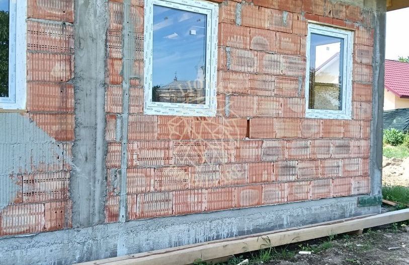 Teren amenajat 553 mp+Proiect casa si Garaj la rosu-Holboca - Poză 4