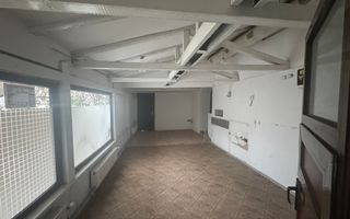 SPATIU COMERCIAL CAMPULUNG ZONA CENTRALA - Poză 9