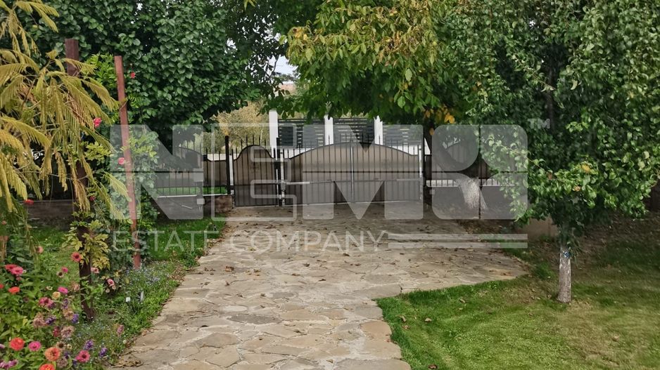Casă/Vila + Teren 13 Ari de Vânzare |Lisaura/Suceava I 260.000Euro - Poză 22