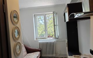 Vand camera de camin, 12 mp, zona Bularga, Iasi, WC si dus in casa - Poză 2