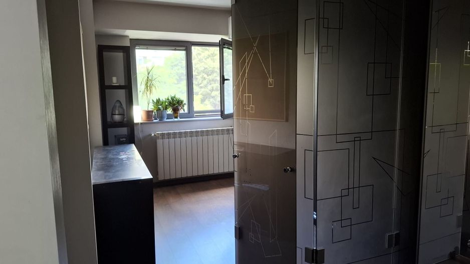 Apartament modern cu trei camere, Alexandru Obregia, 135.000€ - Poză 8