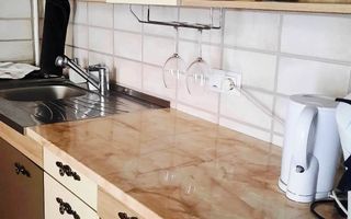 Studio renovat mobilat si utilat,Brasov,centrul istoric - Poză 5