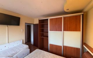 Apartament 3 camere decomandat langa metrou Valea Ialomitei - Poză 7