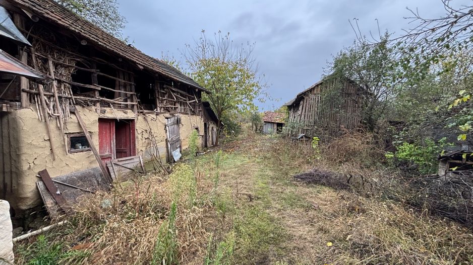 Casă + Teren 1.245 mp aproape de București (Ologeni, Prahova) - Poză 6