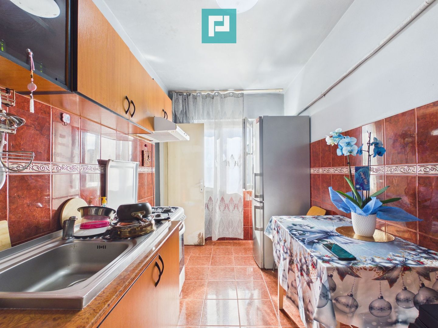Apartament cu două camere, decomandat Lipova - Poză 2