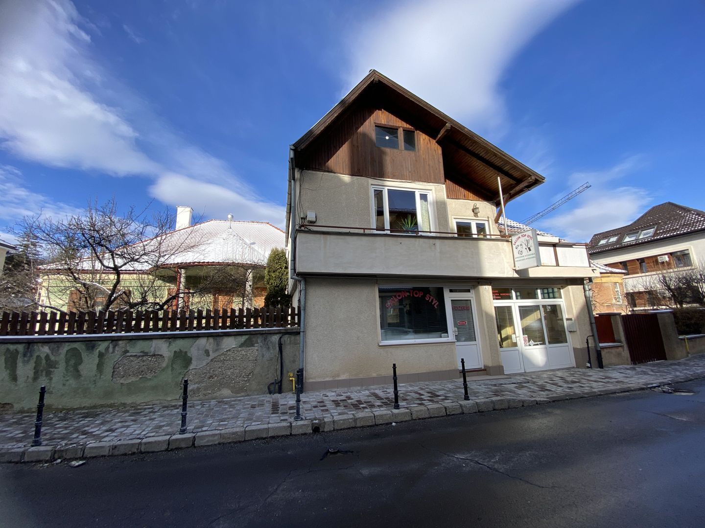 Proprietate de Vânzare în Centrul Brașovului | Strada Aninoasa | 500 mp utili - Poză 2