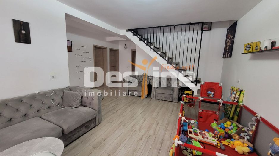 Casă LUNCA CETĂȚUII, 3 camere, decomandat, 82 mp, mansardă + parcare - Poză 6