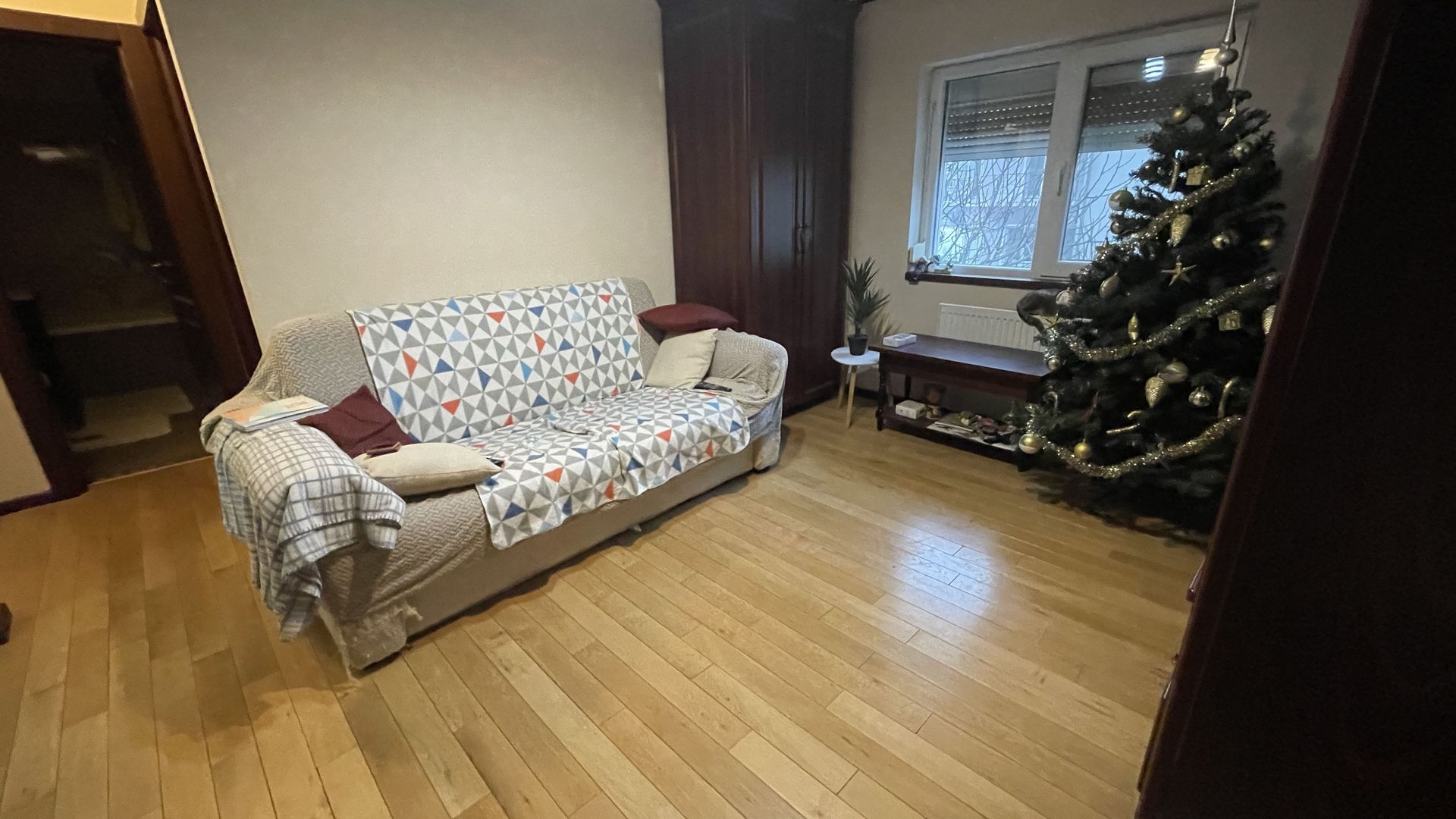 Apartament 4 camere,etaj 1,zona Bucovina - Poză 17