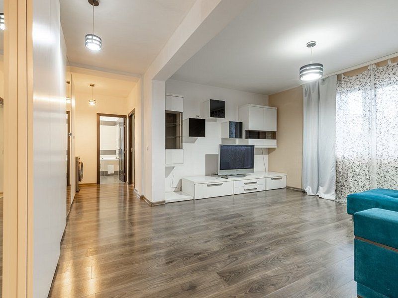 Vânzare apartament cu 2 camere, 62 mp utili, situat într-un imobil tip vilă - Poză 1