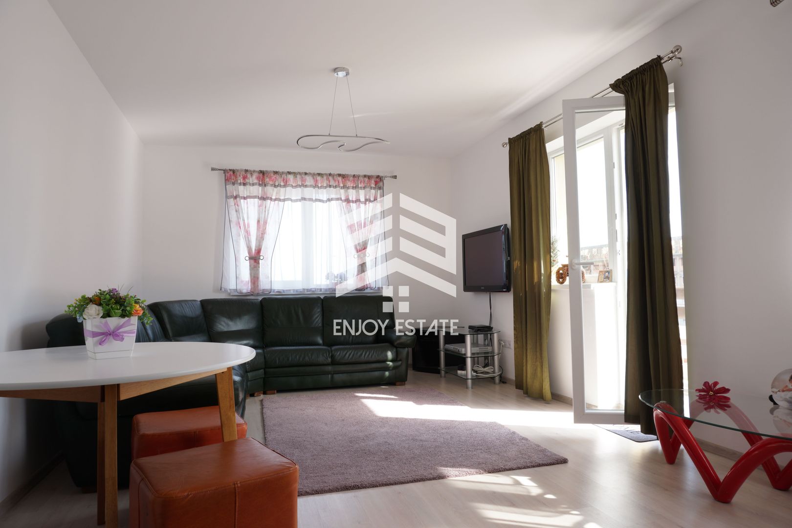 Apartament complet mobilat si utilat,  parcare inclusa ! - Poză 3