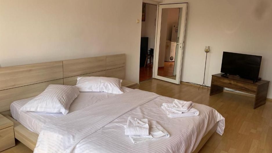 Apartament 3 camere, Mangalia, cu vedere la Mare. Zona Plaja Diana Saturn. - Poză 6