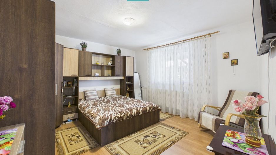 Casă 3 camere, 544 mp teren, Gai, curte + garaj - Poză 11