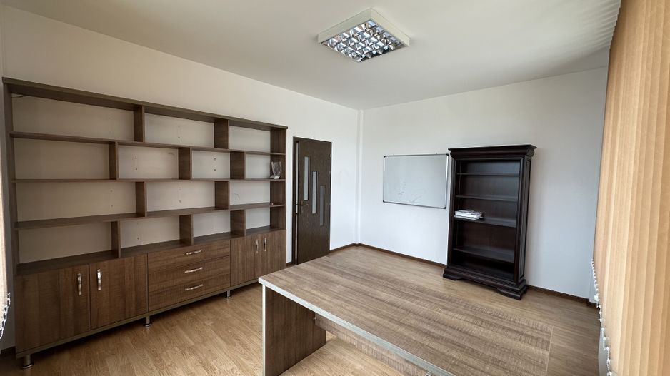 Birouri de închiriat | 20 MP | Etaj 1 | Paza + Supraveghere - Poză 3