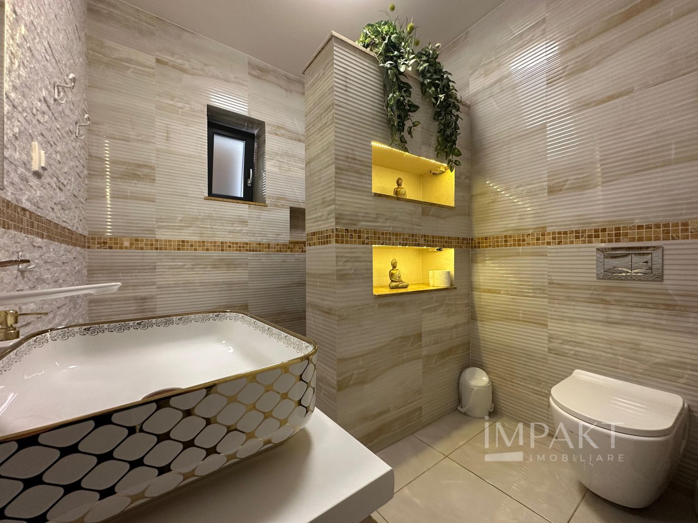 Casa cu 3 camere, terasă și parcare Semicentral - Poză 6