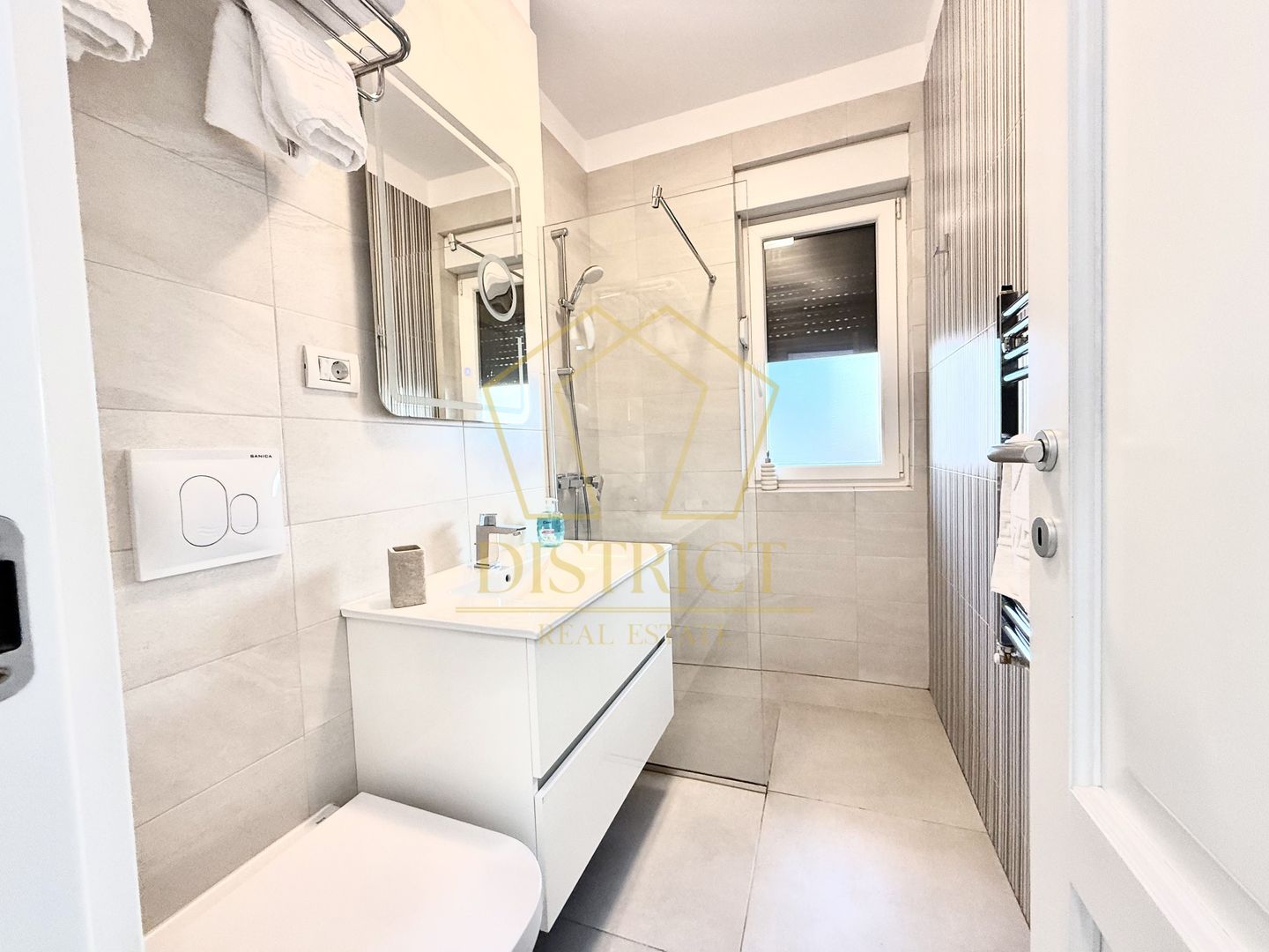 Apartament deosebit cu 2 camere | Aradului - Poză 9