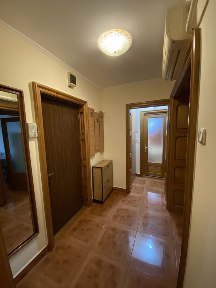 Inchiriez apartament - Poză 1