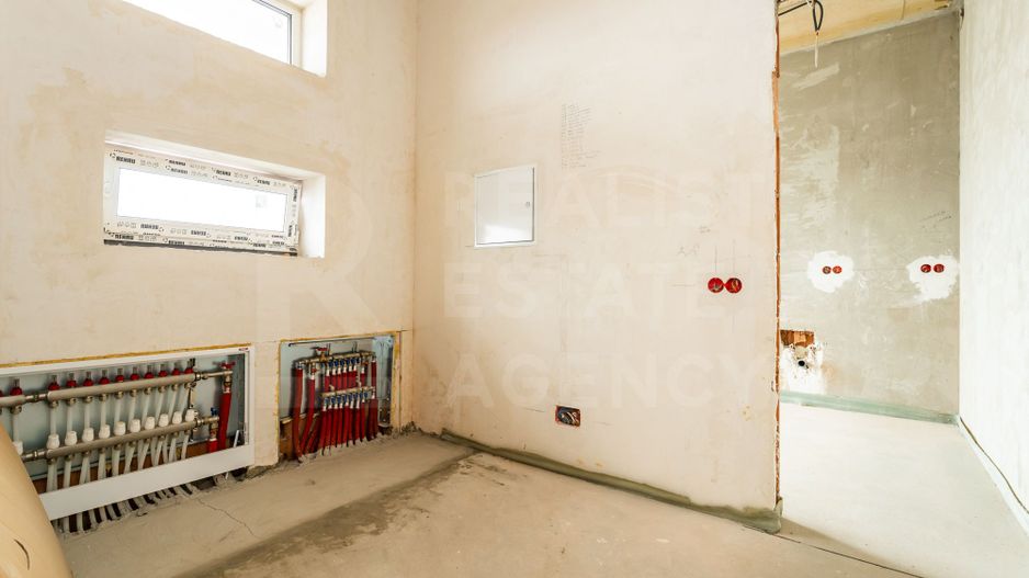 Vânzare, casă, 2 nivele, 4 camere, strada Mihai Eminescu, Cruzeşti - Poză 8