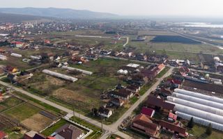 Teren 1.570 mp + casă din cărămidă–zonă liniștită - Poză 22