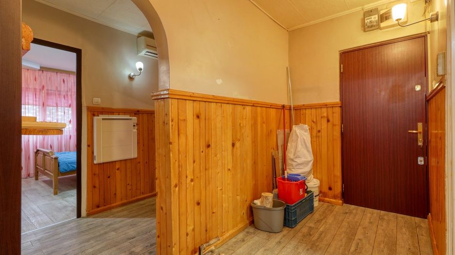 SUPER PRET-  Apartament 4 camere + boxa si parcare - Comision 0% - Poză 7