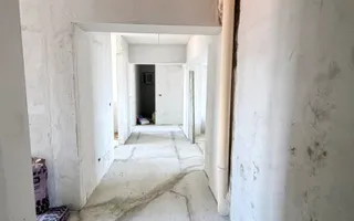 APARTAMENT SPATIOS CU VEDERE PE 2 PARTI - Poză 13
