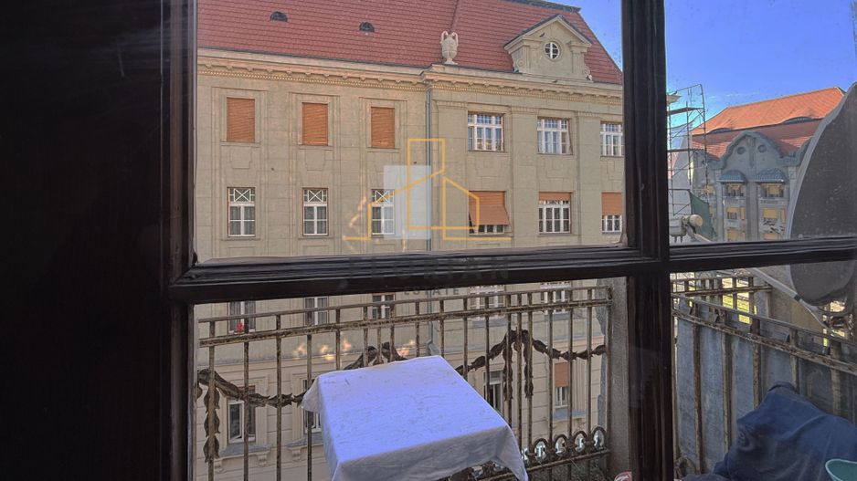 Apartament de vanzare in Piata Victoriei, 87.000 euro - Poză 4