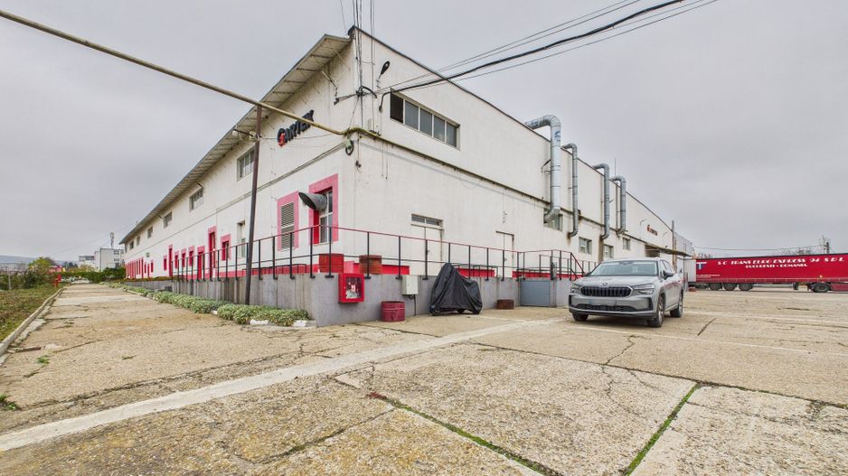 Teren 9.419 mp + hale 7.000 mp – Huși, Vaslui - Poză 2