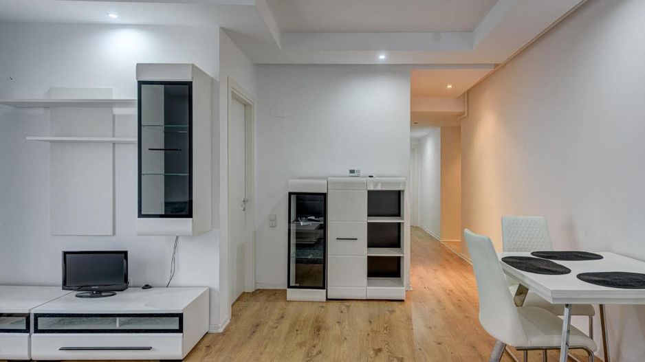 COSMOPOLIS - Apartament cu 3 camere, mobilat si utilat. - Poză 5