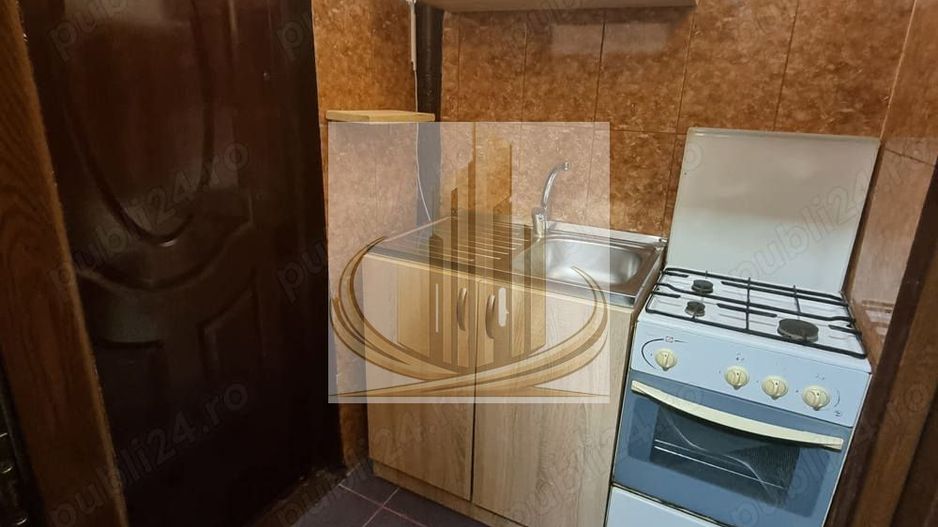 De Inchiriat Garsoniera 16mp zona UMT - Poză 1