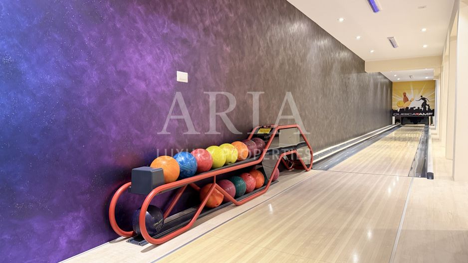 SNAGOV VILA | 36m DESCHIDERE LA LAC | PONTON 250mp | JACUZZI | SPA | BOWLING - Poză 17